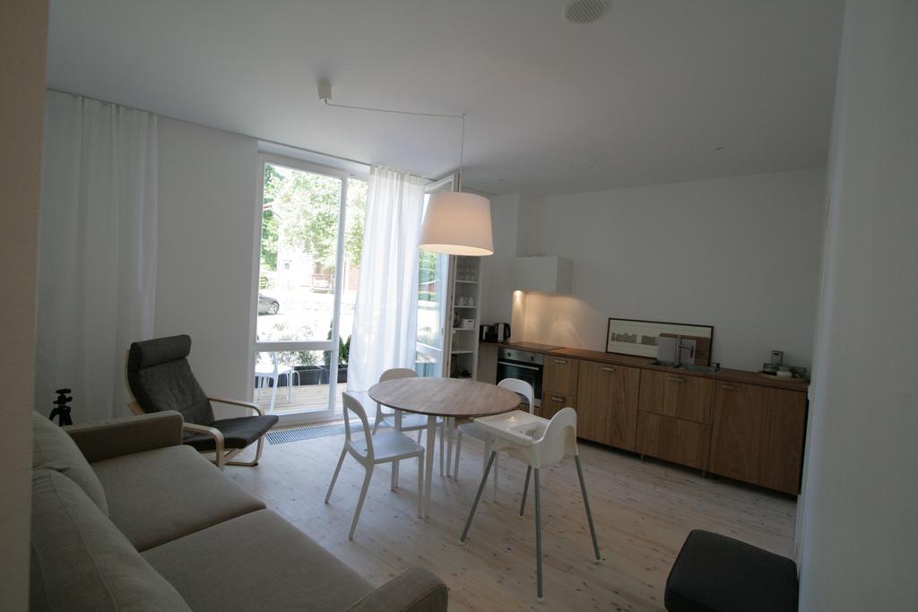 Misko Apartamentai Juodkrantė Rom bilde